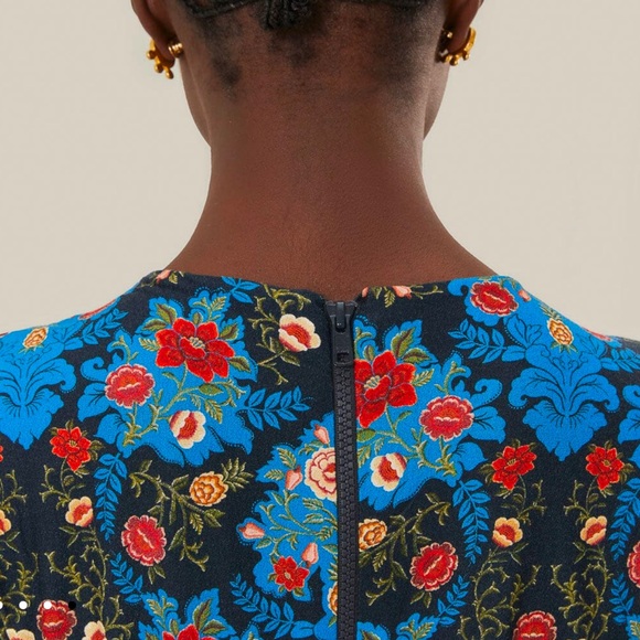 Farm Rio ‼️‼️ Blue Arabesque Floral Jersey
Midi Dress - Picture 4 of 7